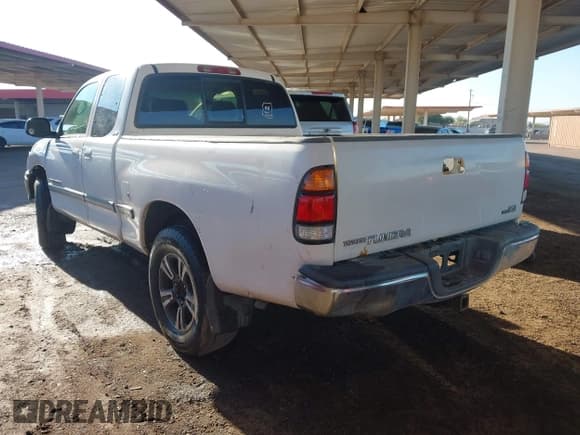 ✅ 2002 Toyota Tundra SR5 • VIN: 5TBRT34162S251911 • Lot: 43676265. Listed on IAAI with 316,814 mi. Free auction sales archive from the USA and detailed vehicle history report at DreamBid. Image 3.
