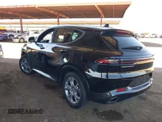 2024 Dodge Hornet R/T Plus z VIN ZACPDFDW3R3A15966, wystawiony jako IAAI lot #42100085 z przebiegiem 17 818 mil mil oraz . Historia ofert i sprzedaży dostępna na DreamBid. Obrazek 3.