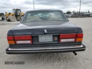 ✅ 1988 Rolls-Royce Silver Spirit • VIN: SCAZS02B0JCX21815 • Лот: 71994015. Опубликован ранее на Copart с пробегом 11 633 миль. Бесплатный доступ к архиву аукционных продаж из США и подробный отчёт об истории автомобиля на DreamBid. Изображение 6.