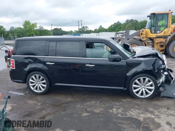 ✅ 2018 Ford Flex Limited • VIN: 2FMHK6D85JBA00619 • Lot: 42228632. Listed on IAAI with 62,154 mi. Free auction sales archive from the USA and detailed vehicle history report at DreamBid. Image 13.