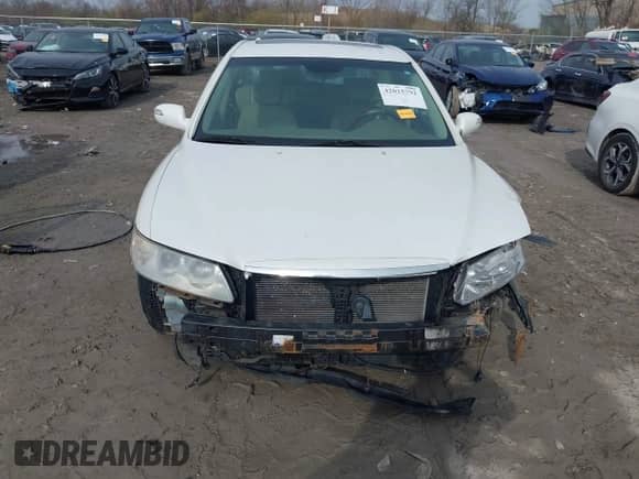 2008 Hyundai Azera Limited с VIN KMHFC46F18A306212, выставлен на аукционе IAAI как лот 42025792 с пробегом 230 350 миль миль и . История ставок и продаж доступна на DreamBid. Изображение 12.