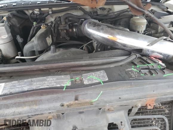 ✅ 1998 GMC Sonoma • VIN: 1GTCS1442WK516237 • Lot: 86024314. Wystawiony na Copart z przebiegiem Nie podano. Bezpłatny archiwum sprzedaży aukcyjnych z USA i szczegółowy raport historii pojazdu na DreamBid. Zdjęcie 12.