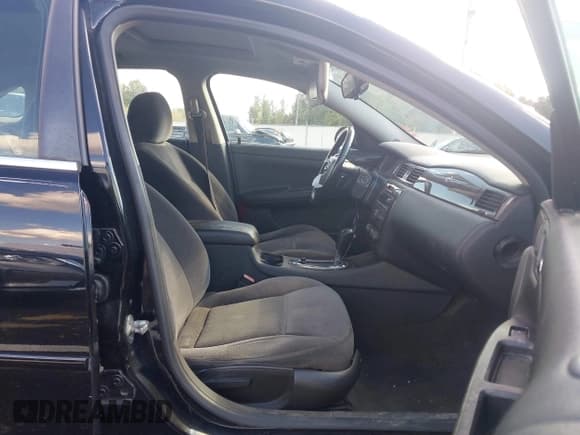 ✅ 2014 Chevrolet Impala LT • VIN: 2G1WB5E36E1179170 • Лот: 43319078. Опубликован ранее на IAAI с пробегом 202 941 миль. Бесплатный доступ к архиву аукционных продаж из США и подробный отчёт об истории автомобиля на DreamBid. Изображение 5.