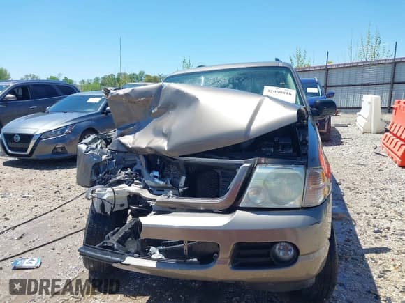 ✅ 2004 Ford Explorer XLT • VIN: 1FMZU73EX4UC06304 • Lot: 42060816. Wystawiony na IAAI z przebiegiem Nie podano. Bezpłatny archiwum sprzedaży aukcyjnych z USA i szczegółowy raport historii pojazdu na DreamBid. Zdjęcie 11.