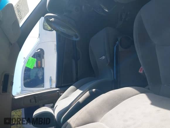 2005 Toyota Sienna LE z VIN 5TDZA23C95S289812, wystawiony jako IAAI lot #43582218 z przebiegiem Nie podano mil oraz . Historia ofert i sprzedaży dostępna na DreamBid. Obrazek 5.