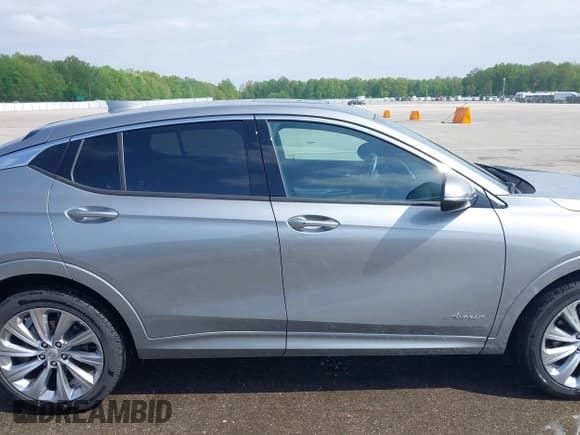 ✅ 2024 Buick Envista Avenir • VIN: KL47LCE21RB081216 • Lot: 42128742. Wystawiony na IAAI z przebiegiem 19 709 mil. Bezpłatny archiwum sprzedaży aukcyjnych z USA i szczegółowy raport historii pojazdu na DreamBid. Zdjęcie 13.