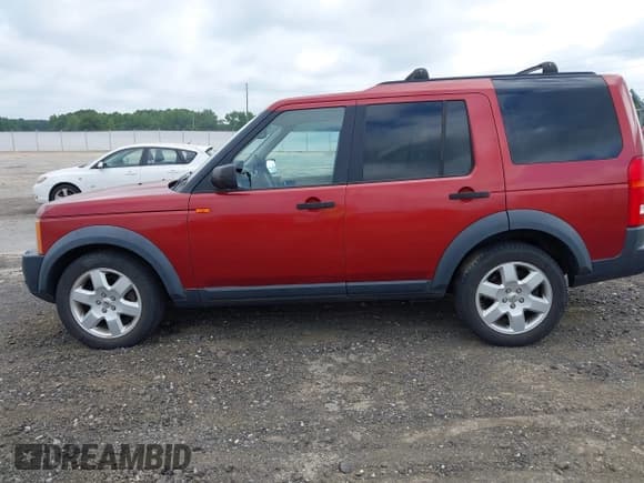 ✅ 2006 Land Rover LR3 HSE • VIN: SALAG25496A399378 • Лот: 42642120. Опубликован ранее на IAAI с пробегом 164 982 миль. Бесплатный доступ к архиву аукционных продаж из США и подробный отчёт об истории автомобиля на DreamBid. Изображение 17.