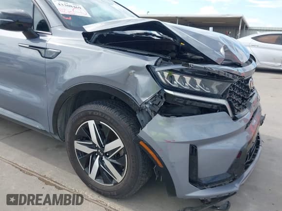 ✅ 2021 Kia Sorento EX • VIN: 5XYRHDLF6MG026688 • Lot: 43308469. Listed on IAAI with 75,586 mi. Free auction sales archive from the USA and detailed vehicle history report at DreamBid. Image 18.
