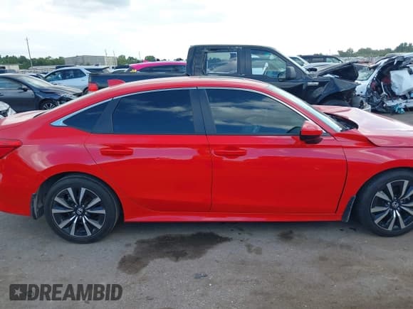 ✅ 2024 Honda Civic EX • VIN: 2HGFE1F74RH303704 • Lot: 43302674. Listed on IAAI with 34,183 mi. Free auction sales archive from the USA and detailed vehicle history report at DreamBid. Image 13.