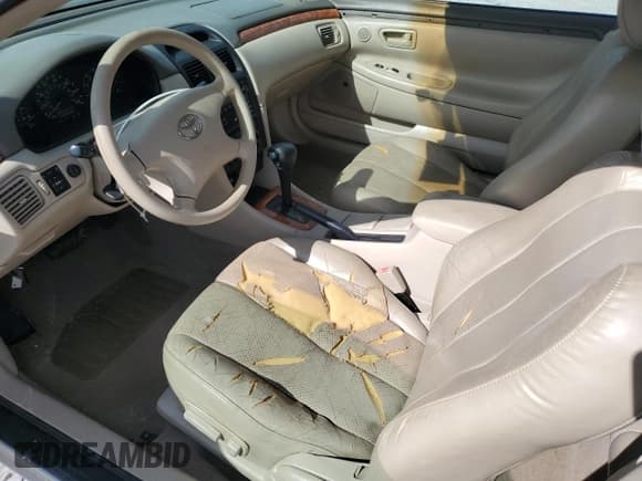 ✅ 2002 Toyota Solara SE • VIN: 2T1CE22P42C016540 • Lot: 70578945. Listed on Copart with 270,322 mi. Free auction sales archive from the USA and detailed vehicle history report at DreamBid. Image 8.