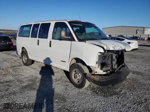 2005 Chevrolet Express Passenger с VIN 1GAGG25V051202535, выставлен на аукционе Copart как лот 86716874 с пробегом 202 331 миль миль и Списание • Salvage title. История ставок и продаж доступна на DreamBid. Изображение 4.