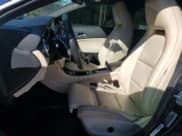 ✅ 2018 Mercedes-Benz CLA 250 • VIN: WDDSJ4EBXJN535399 • Lot: 87068045. Wystawiony na Copart z przebiegiem 87 133 mil. Bezpłatny archiwum sprzedaży aukcyjnych z USA i szczegółowy raport historii pojazdu na DreamBid. Zdjęcie 7.