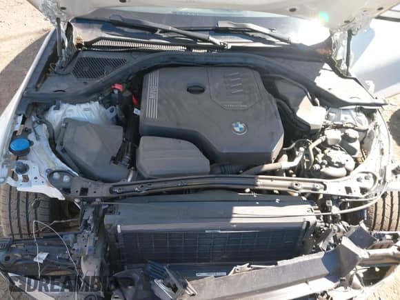 2020 BMW 3 Series 330i xDrive с VIN WBA5R7C07LFH45734, выставлен на аукционе IAAI как лот 41752709 с пробегом 24 589 миль миль и . История ставок и продаж доступна на DreamBid. Изображение 10.