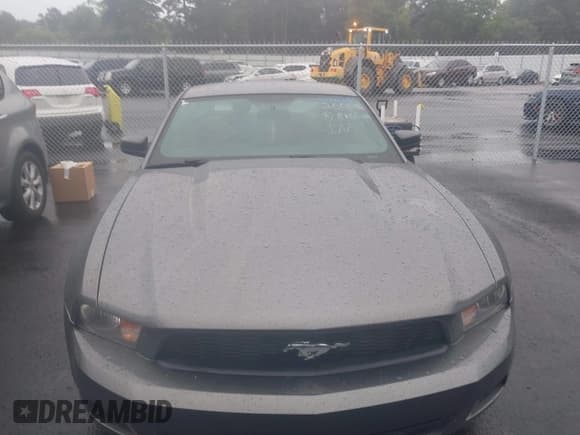 ✅ 2012 Ford Mustang Premium • VIN: 1ZVBP8AM6C5260086 • Lot: 42361831. Listed on IAAI with 262,561 mi. Free auction sales archive from the USA and detailed vehicle history report at DreamBid. Image 12.