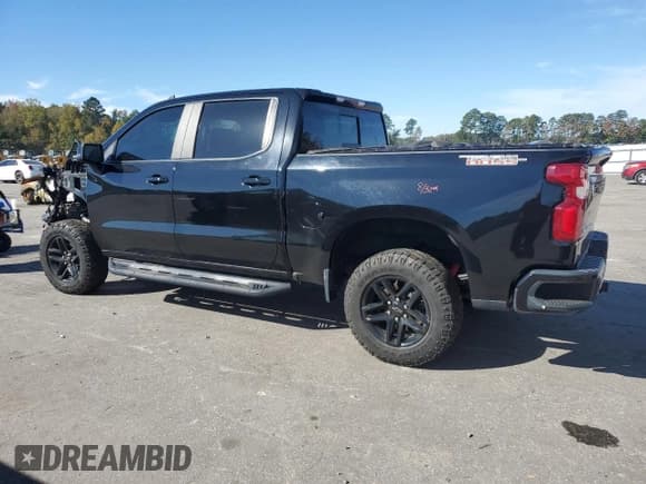 ✅ 2021 Chevrolet Silverado 1500 LT Trail Boss • VIN: 1GCPYFED6MZ190362 • Lot: 89654055. Wystawiony na Copart z przebiegiem 67 380 mil. Bezpłatny archiwum sprzedaży aukcyjnych z USA i szczegółowy raport historii pojazdu na DreamBid. Zdjęcie 2.