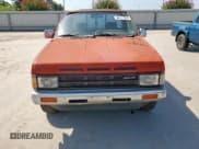 ✅ 1988 Nissan Hardbody • VIN: 1N6ND11S4JC360059 • Lot: 66117965. Wystawiony na Copart z przebiegiem 255 043 mil. Bezpłatny archiwum sprzedaży aukcyjnych z USA i szczegółowy raport historii pojazdu na DreamBid. Zdjęcie 5.