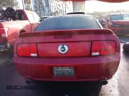 ✅ 2007 Ford Mustang GT Deluxe • VIN: 1ZVFT82H675264112 • Lot: 43619213. Wystawiony na IAAI z przebiegiem 154 656 mil. Bezpłatny archiwum sprzedaży aukcyjnych z USA i szczegółowy raport historii pojazdu na DreamBid. Zdjęcie 16.