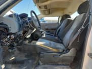 ✅ 2009 Chevrolet Silverado 2500HD Work Truck • VIN: 1GCHC44K49E130957 • Лот: 90856925. Опубликован ранее на Copart с пробегом 231 094 миль. Бесплатный доступ к архиву аукционных продаж из США и подробный отчёт об истории автомобиля на DreamBid. Изображение 7.