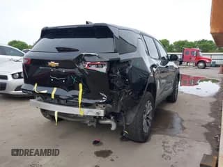 ✅ 2025 Chevrolet Equinox FWD LT • VIN: 3GNAXHEG6SL133072 • Lot: 41918881. Wystawiony na IAAI z przebiegiem 5 354 mil. Bezpłatny archiwum sprzedaży aukcyjnych z USA i szczegółowy raport historii pojazdu na DreamBid. Zdjęcie 4.