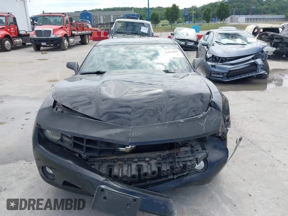 ✅ 2011 Chevrolet Camaro 1LT • VIN: 2G1FB1ED8B9139381 • Лот: 42603859. Опубликован ранее на IAAI с пробегом 146 444 миль. Бесплатный доступ к архиву аукционных продаж из США и подробный отчёт об истории автомобиля на DreamBid. Изображение 13.