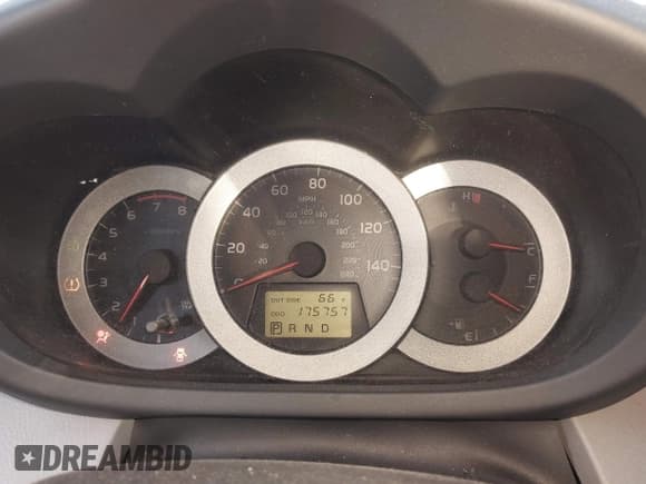 ✅ 2007 Toyota RAV4 Limited • VIN: JTMBK31V176014771 • Lot: 43617546. Listed on IAAI with 175,757 mi. Free auction sales archive from the USA and detailed vehicle history report at DreamBid. Image 16.