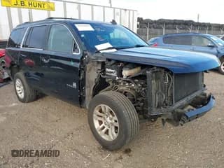 ✅ 2019 Chevrolet Tahoe LT • VIN: 1GNSKBKC3KR397781 • Lot: 43104840. Wystawiony na IAAI z przebiegiem 108 741 mil. Bezpłatny archiwum sprzedaży aukcyjnych z USA i szczegółowy raport historii pojazdu na DreamBid. Zdjęcie 1.