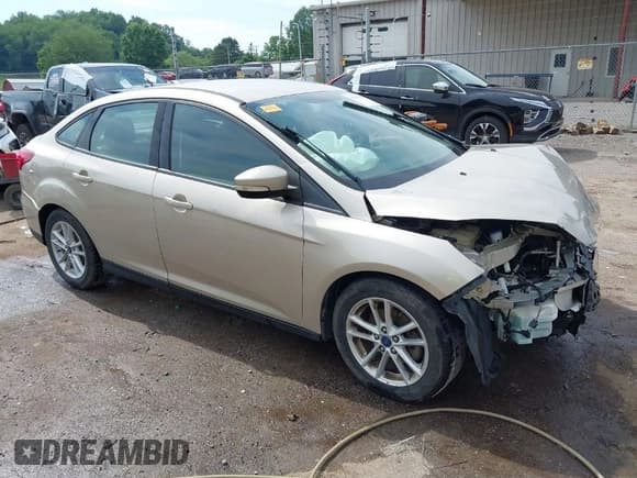 ✅ 2017 Ford Focus SE • VIN: 1FADP3F20HL237823 • Lot: 39690628. Listed on IAAI with 104,747 mi. Free auction sales archive from the USA and detailed vehicle history report at DreamBid. Image 1.