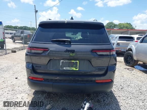 ✅ 2025 Jeep Grand Cherokee Limited • VIN: 1C4RJKBG9S8661279 • Lot: 42431910. Wystawiony na IAAI z przebiegiem 3 512 mil. Bezpłatny archiwum sprzedaży aukcyjnych z USA i szczegółowy raport historii pojazdu na DreamBid. Zdjęcie 17.