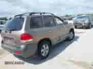 2005 Hyundai Santa Fe GLS z VIN KM8SC73E75U938928, wystawiony jako IAAI lot #42298752 z przebiegiem 147 476 mil mil oraz . Historia ofert i sprzedaży dostępna na DreamBid. Obrazek 4.