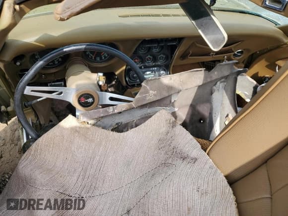 ✅ 1969 Chevrolet Corvette • VIN: 194379S730210 • Лот: 62828065. Опубликован ранее на Copart с пробегом 49 077 миль. Бесплатный доступ к архиву аукционных продаж из США и подробный отчёт об истории автомобиля на DreamBid. Изображение 8.