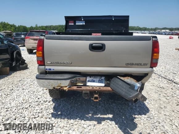 ✅ 2002 Chevrolet Silverado 2500HD LS • VIN: 1GCHK29UX2E293779 • Лот: 61271445. Опубликован ранее на Copart с пробегом 86 812 миль. Бесплатный доступ к архиву аукционных продаж из США и подробный отчёт об истории автомобиля на DreamBid. Изображение 6.