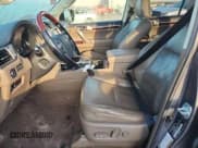 ✅ 2017 Lexus GX 460 • VIN: JTJBM7FXXH5159856 • Lot: 92863565. Wystawiony na Copart z przebiegiem 91 110 mil. Bezpłatny archiwum sprzedaży aukcyjnych z USA i szczegółowy raport historii pojazdu na DreamBid. Zdjęcie 7.