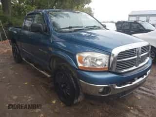 2006 Dodge 1500 SLT с VIN 1D7HU18286S553663, выставлен на аукционе IAAI как лот 43268539 с пробегом 230 000 миль миль и . История ставок и продаж доступна на DreamBid. Изображение 1.