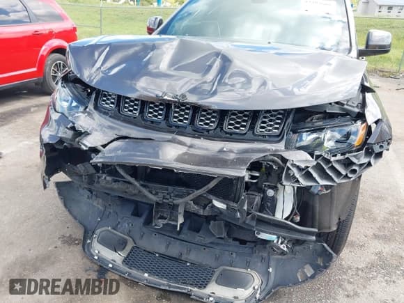 ✅ 2019 Jeep Grand Cherokee Upland • VIN: 1C4RJFAG6KC695105 • Lot: 43284609. Listed on IAAI with 73,349 mi. Free auction sales archive from the USA and detailed vehicle history report at DreamBid. Image 6.