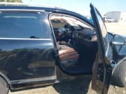 ✅ 2014 Volkswagen Touareg Exec • VIN: WVGEP9BP6ED010186 • Lot: 43203802. Wystawiony na IAAI z przebiegiem Nie podano. Bezpłatny archiwum sprzedaży aukcyjnych z USA i szczegółowy raport historii pojazdu na DreamBid. Zdjęcie 5.