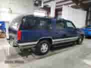 1998 Chevrolet Suburban с VIN 1GNEC16R5WJ361307, выставлен на аукционе Copart как лот 85717335 с пробегом 29 147 миль миль и Списание • Salvage title. История ставок и продаж доступна на DreamBid. Изображение 3.