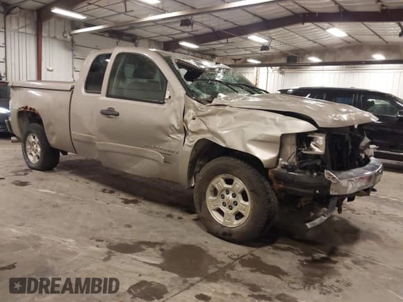 ✅ 2008 Chevrolet Silverado 1500 1LT • VIN: 1GCEC19098Z206477 • Lot: 43442070. Listed on IAAI with 237,815 mi. Free auction sales archive from the USA and detailed vehicle history report at DreamBid. Image 1.