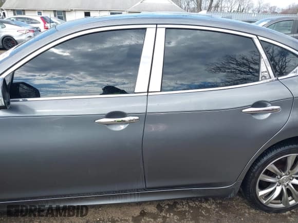 ✅ 2016 Infiniti Q70 • VIN: JN1BY1AR0GM270212 • Lot: 41889159. Listed on IAAI with 108,760 mi. Free auction sales archive from the USA and detailed vehicle history report at DreamBid. Image 14.