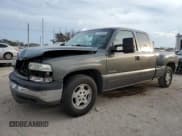 ✅ 2002 Chevrolet Silverado 1500 LS • VIN: 2GCEC19T621278697 • Лот: 77357004. Опубликован ранее на Copart с пробегом 182 522 миль. Бесплатный доступ к архиву аукционных продаж из США и подробный отчёт об истории автомобиля на DreamBid. Изображение 1.