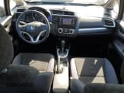 ✅ 2016 Honda Fit LX • VIN: JHMGK5H54GX018510 • Лот: 82298175. Опубликован ранее на Copart с пробегом 133 889 миль. Бесплатный доступ к архиву аукционных продаж из США и подробный отчёт об истории автомобиля на DreamBid. Изображение 8.