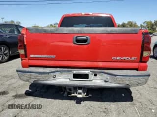 ✅ 2005 Chevrolet Silverado 1500 LS • VIN: 2GCEC13T751196247 • Лот: 68006804. Опубликован ранее на Copart с пробегом 213 137 миль. Бесплатный доступ к архиву аукционных продаж из США и подробный отчёт об истории автомобиля на DreamBid. Изображение 6.