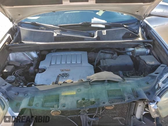 ✅ 2009 Toyota Highlander Sport • VIN: JTEES43AX92135625 • Lot: 93669205. Listed on Copart with 281,115 mi. Free auction sales archive from the USA and detailed vehicle history report at DreamBid. Image 12.