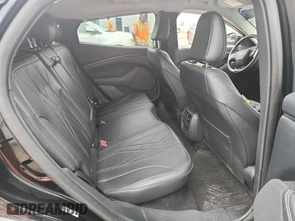 ✅ 2023 Ford Mustang Mach-E Select • VIN: 3FMTK1RMXPMA40527 • Лот: 89671265. Опубликован ранее на Copart с пробегом 31 067 миль. Бесплатный доступ к архиву аукционных продаж из США и подробный отчёт об истории автомобиля на DreamBid. Изображение 10.