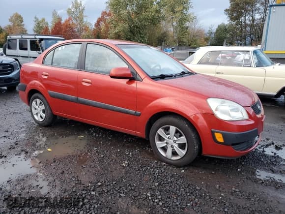✅ 2008 Kia Rio LX • VIN: KNADE123586430595 • Lot: 91803265. Wystawiony na Copart z przebiegiem 290 340 mil. Bezpłatny archiwum sprzedaży aukcyjnych z USA i szczegółowy raport historii pojazdu na DreamBid. Zdjęcie 4.