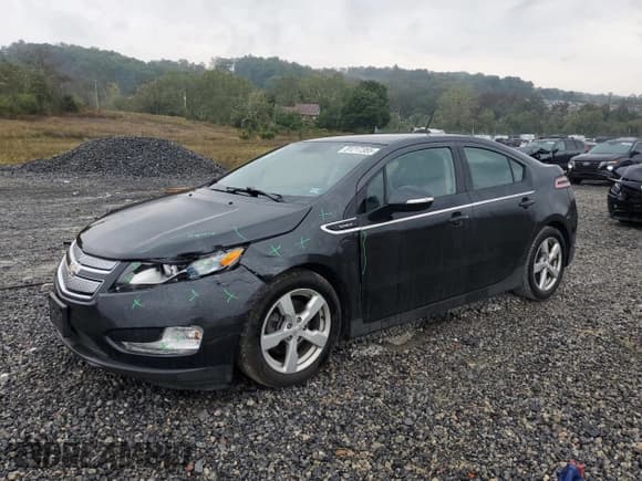 ✅ 2015 Chevrolet Volt • VIN: 1G1RC6E45FU141783 • Lot: 81217355. Wystawiony na Copart z przebiegiem 136 820 mil. Bezpłatny archiwum sprzedaży aukcyjnych z USA i szczegółowy raport historii pojazdu na DreamBid. Zdjęcie 1.