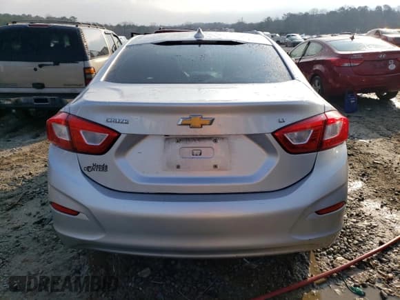 ✅ 2018 Chevrolet Cruze LT • VIN: 1G1BE5SM9J7167871 • Лот: 41622493. Опубликован ранее на Copart с пробегом 91 994 миль. Бесплатный доступ к архиву аукционных продаж из США и подробный отчёт об истории автомобиля на DreamBid. Изображение 6.