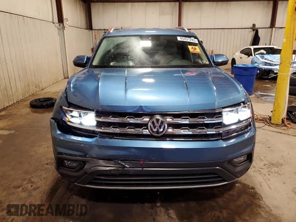 ✅ 2019 Volkswagen Atlas SE • VIN: 1V2UR2CA7KC542056 • Lot: 85431285. Wystawiony na Copart z przebiegiem 74 053 mil. Bezpłatny archiwum sprzedaży aukcyjnych z USA i szczegółowy raport historii pojazdu na DreamBid. Zdjęcie 5.