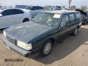 ✅ 1994 Volvo 940 • VIN: YV1JW8318R1114898 • Лот: 43594813. Опубликован ранее на IAAI с пробегом 246 196 миль. Бесплатный доступ к архиву аукционных продаж из США и подробный отчёт об истории автомобиля на DreamBid. Изображение 2.