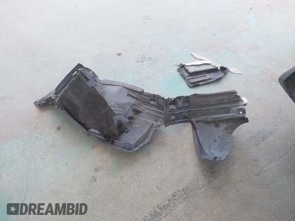 ✅ 2019 Nissan Rogue SL • VIN: 5N1AT2MT8KC746978 • Lot: 42132826. Listed on IAAI with 60,265 mi. Free auction sales archive from the USA and detailed vehicle history report at DreamBid. Image 12.