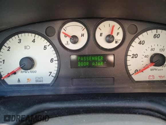 ✅ 2005 Mercury Sable LS • VIN: 1MEFM55S85A617698 • Lot: 84467445. Listed on Copart with Not provided. Free auction sales archive from the USA and detailed vehicle history report at DreamBid. Image 9.